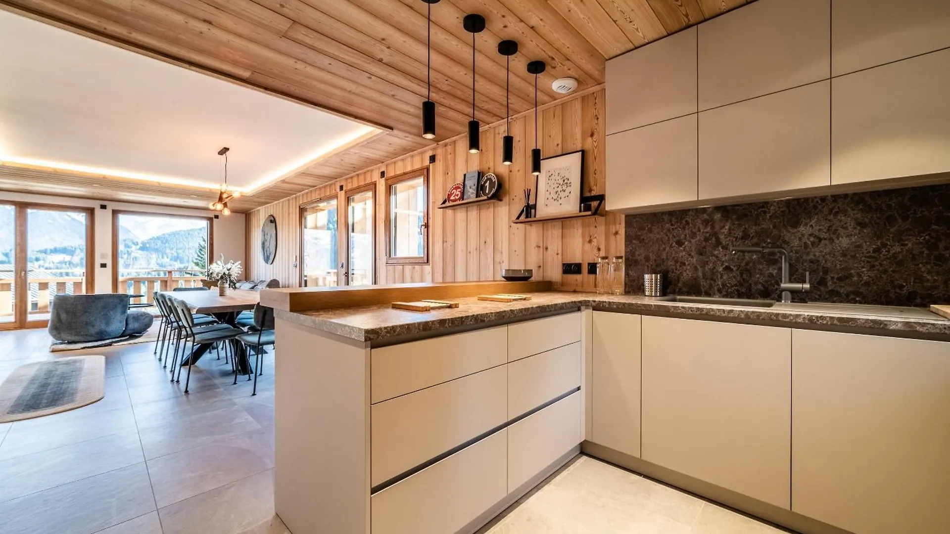 Chalet Bellatrix Morzine - By Emerald Stay La Cote d'Arbroz