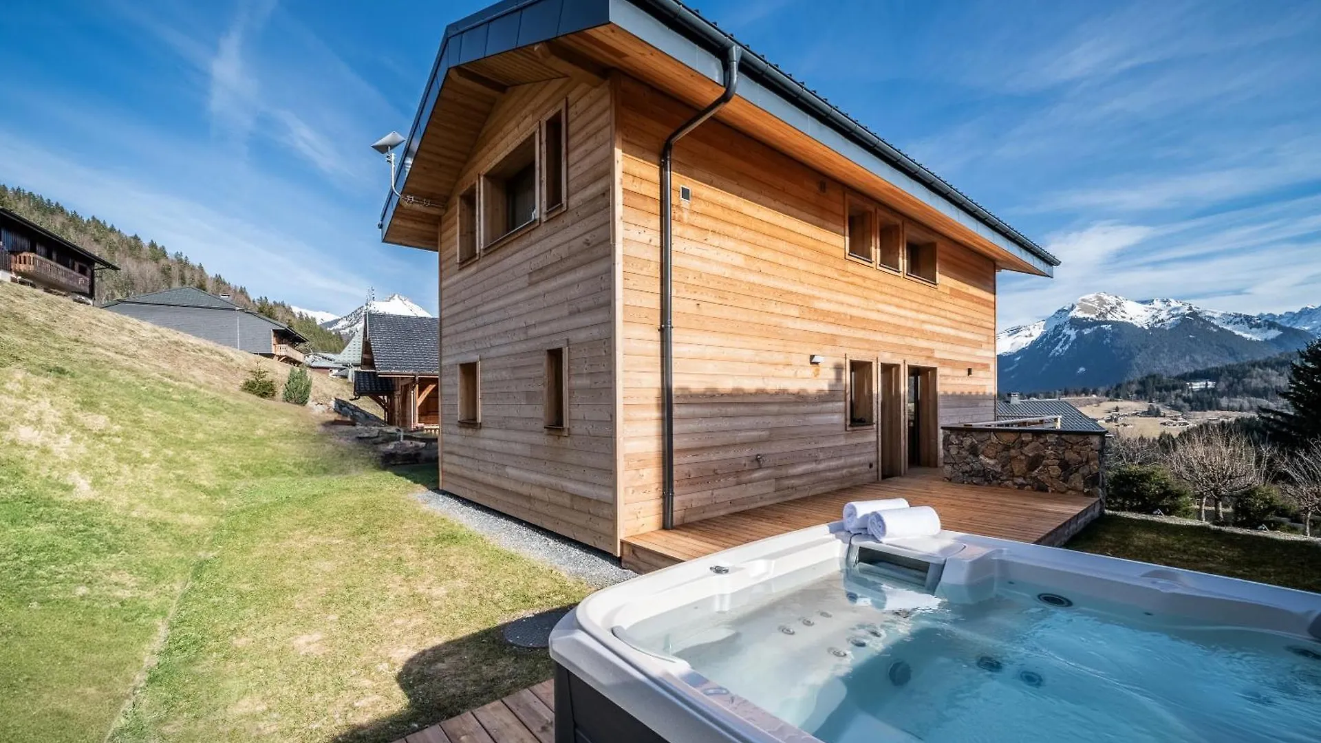 Chalet Bellatrix Morzine - By Emerald Stay La Cote d'Arbroz France
