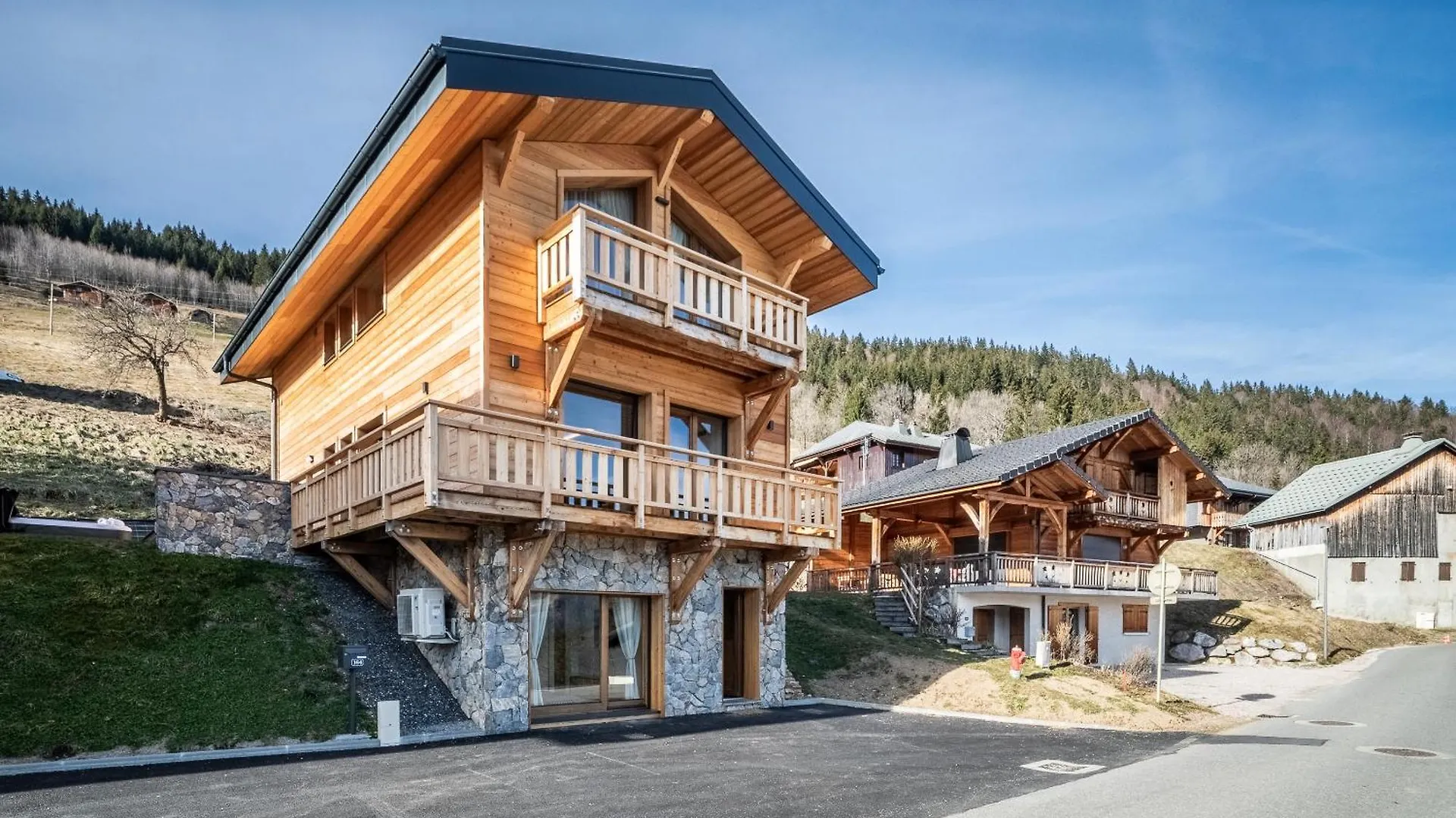 Chalet Bellatrix Morzine - By Emerald Stay La Cote d'Arbroz 0*,  France