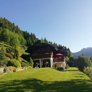En Petit Dejeuner Inclus La Cote d'Arbroz